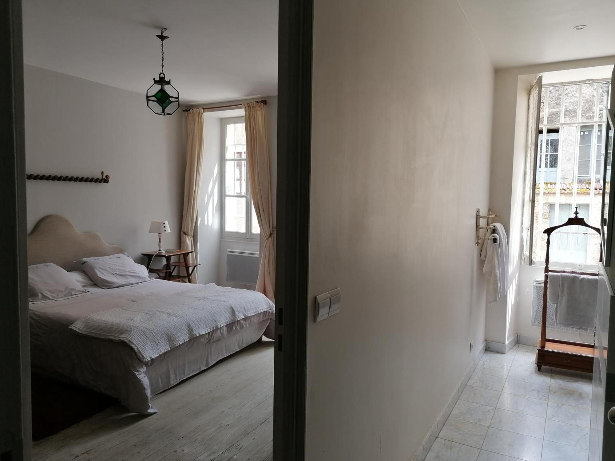 مبيت وإفطار نويرس سور سيرين Le Tabellion المظهر الخارجي الصورة